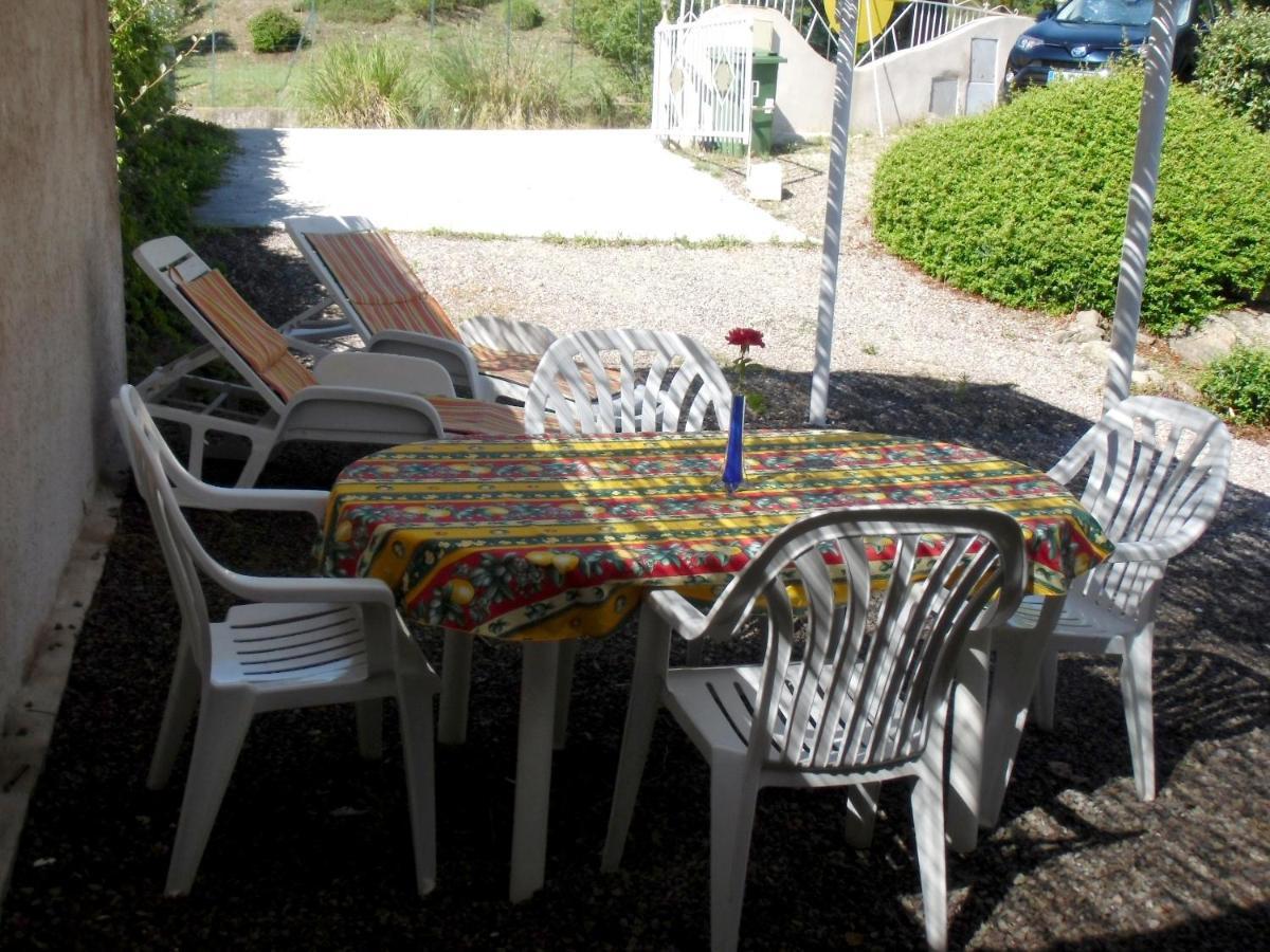 Villa La Soleiade: Lakeside Gites with AC near Cannes Montauroux Exterior photo