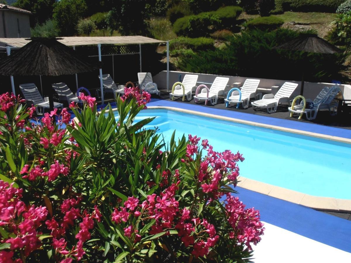 Villa La Soleiade: Lakeside Gites with AC near Cannes Montauroux Exterior photo